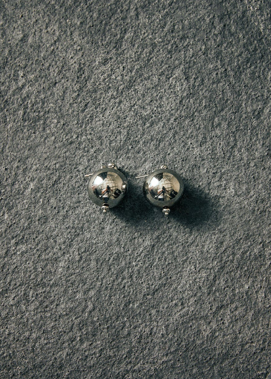 Silver-plated bead earrings 20mm