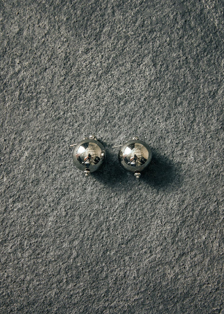 Silver-plated bead earrings 20mm